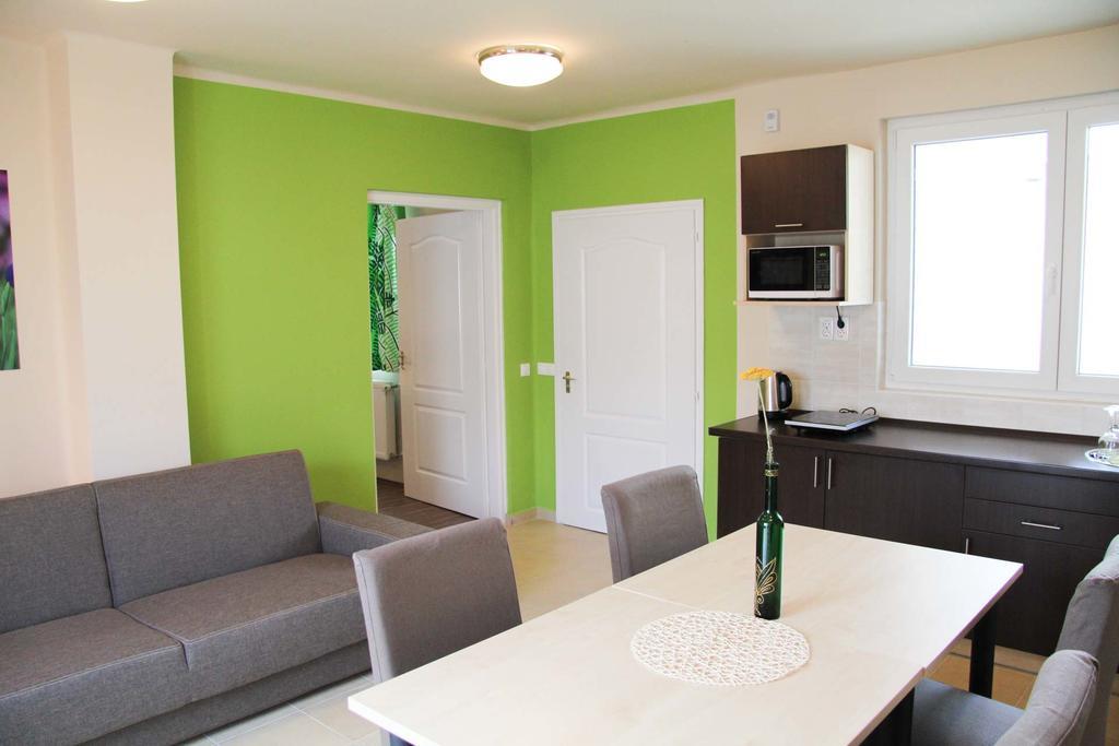 Irisz Apartmanhaz Appartement